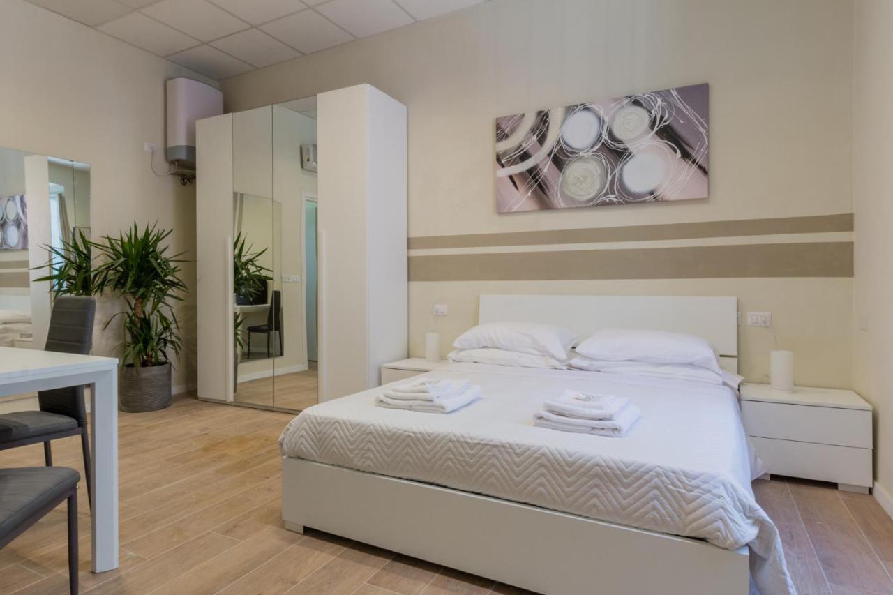 Center Rooms Piacenza Dış mekan fotoğraf