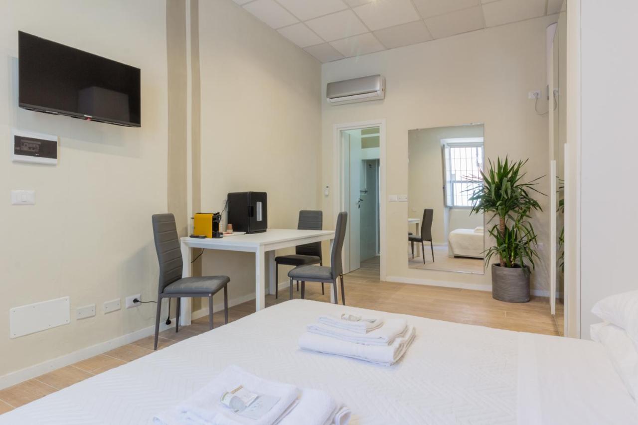 Center Rooms Piacenza Dış mekan fotoğraf