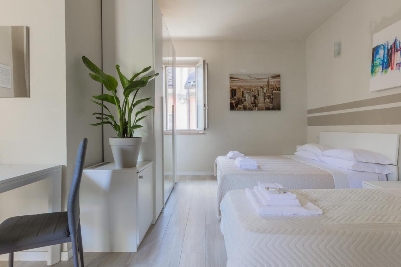 Center Rooms Piacenza Dış mekan fotoğraf