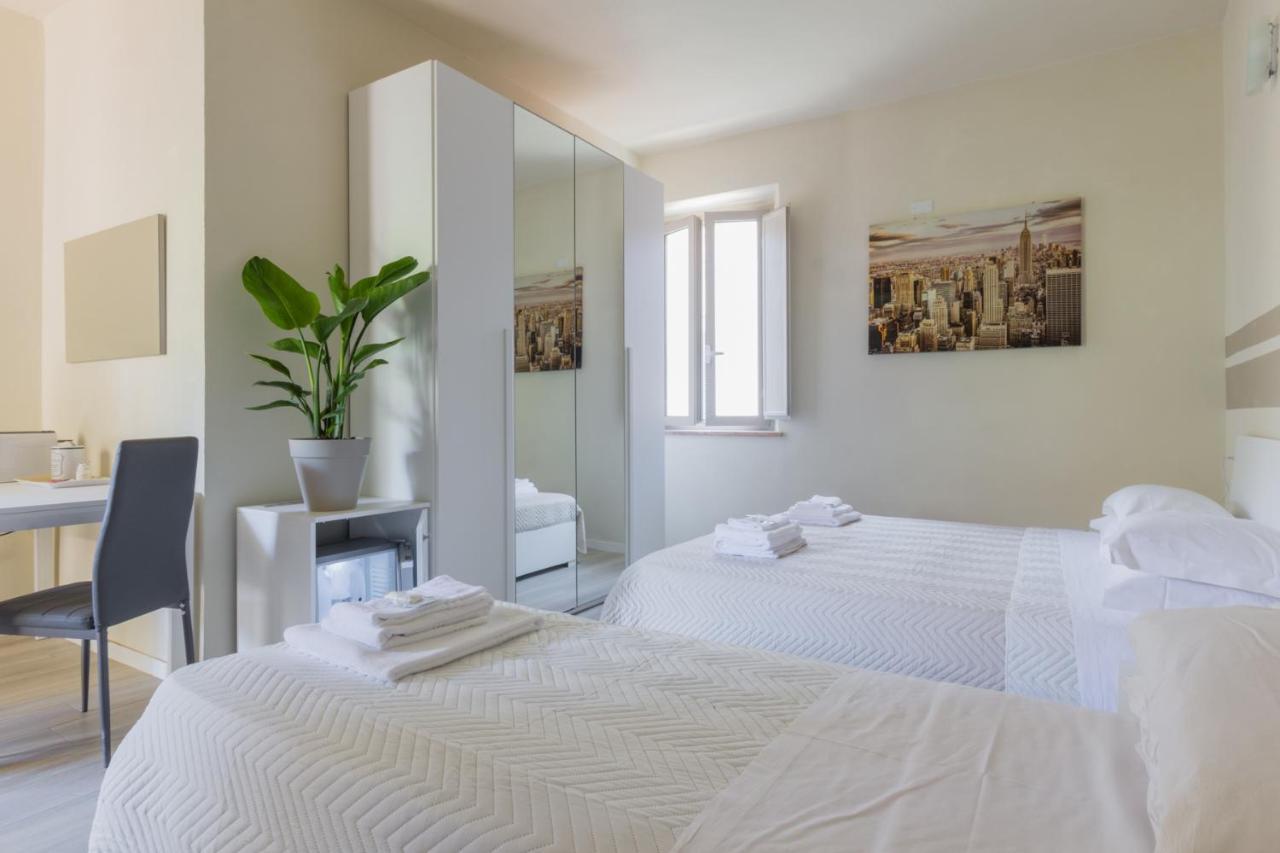 Center Rooms Piacenza Dış mekan fotoğraf