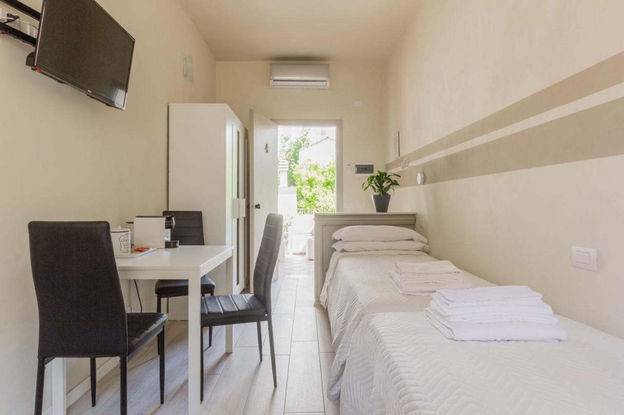 Center Rooms Piacenza Dış mekan fotoğraf